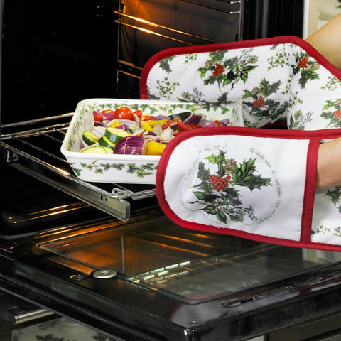 The Holly & the Ivy Double Oven Glove