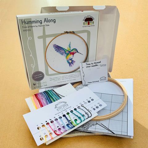 Bothy Threads - Wrendale - Cross Stitch Kit - Humming Along - Hummingbird