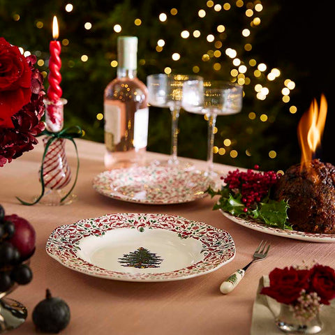 NEW - Spode - Christmas Tree Yuletide - Scalloped Dresser Plate - 27cm - Tree & Yuletide Border