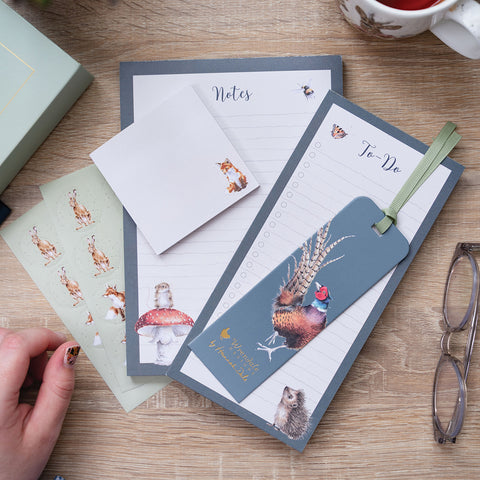 NEW - Wrendale - Luxury Stationery Set