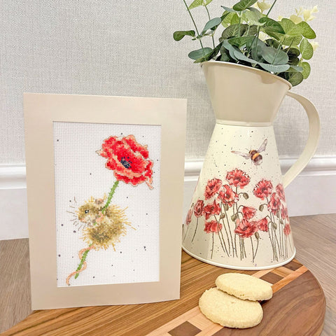 NEW - Bothy Threads - Wrendale - Greeting Card Cross Stitch Kit - Poppy Mouse