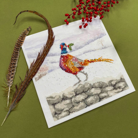 Bothy Threads - Wrendale - Cross Stitch Kit - A Festive Flourish