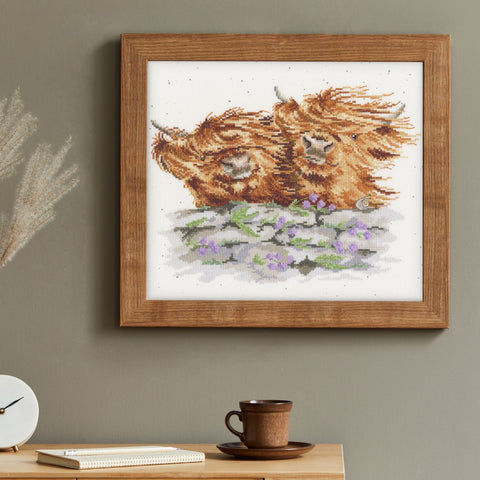 NEW - Bothy Threads - Wrendale - Cross Stitch Kit - Blown Away