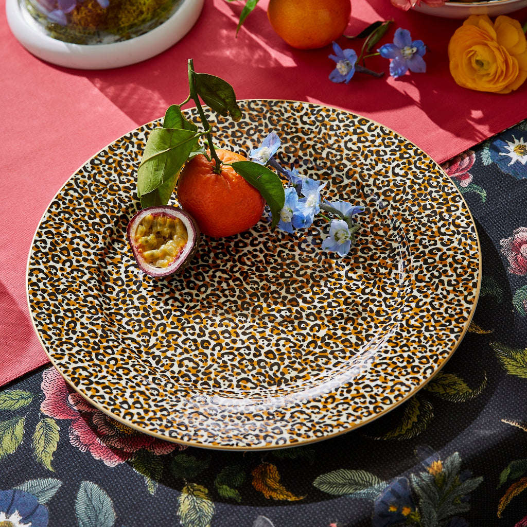 Spode - Creatures of Curiosity - Platter - Leopard – HOUSE OF PORTMEIRION