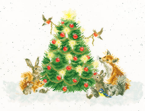 Bothy Threads - Wrendale - Cross Stitch Kit - Oh Christmas Tree - Woodland Animals
