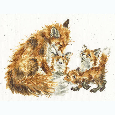 Bothy Threads - Wrendale - Cross Stitch Kit - The Bedtime Kiss - Fox & Cubs