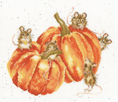 Bothy Threads - Wrendale - Cross Stitch Kit - Pumpkin, Spice And All Things Mice - Mice & Pumpkins