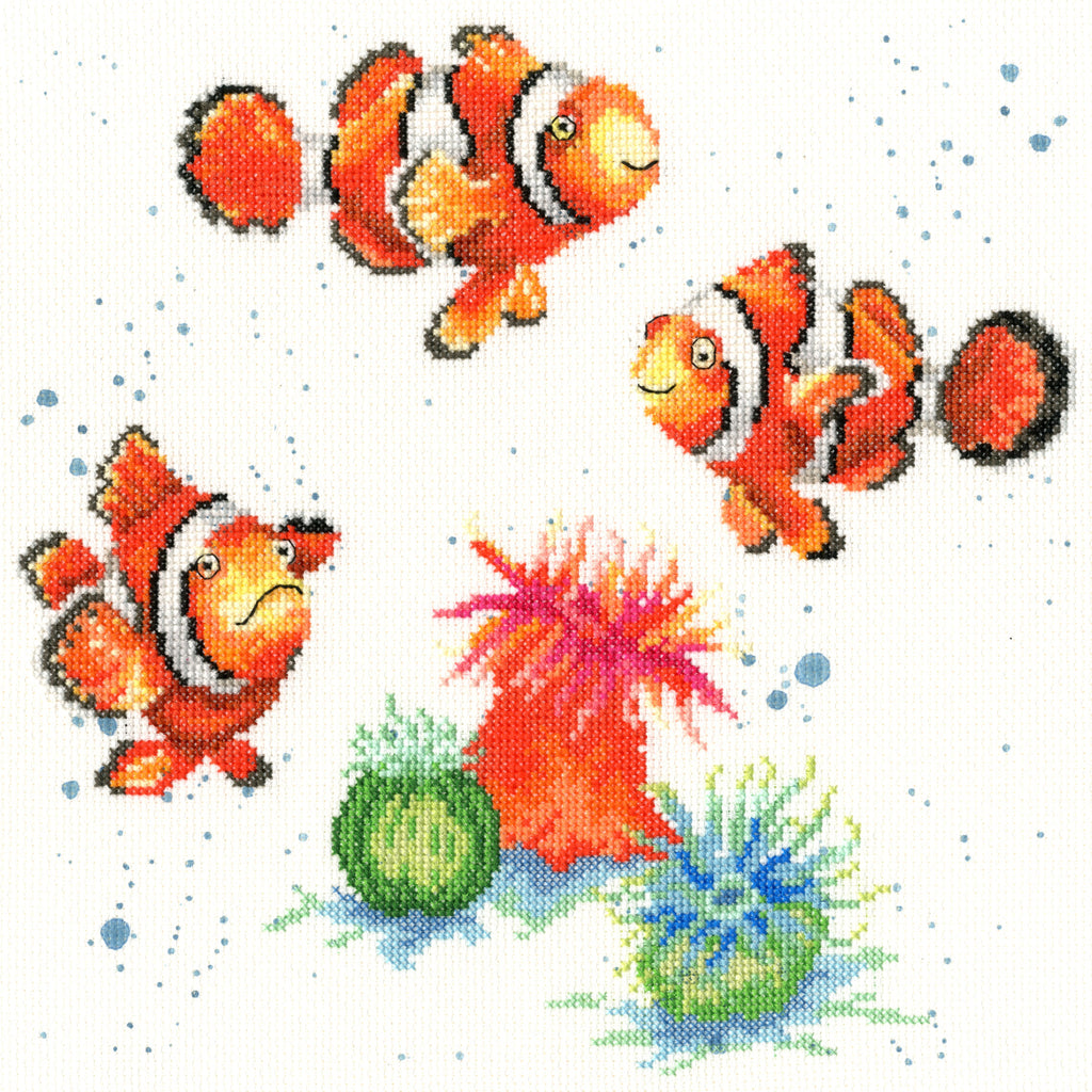 Bothy Threads - Wrendale - Cross Stitch Kit - Clowning Around - Clown Fish
