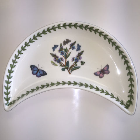 Botanic Garden Crescent Dish 23cm / 9"